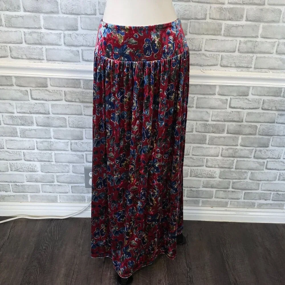 Natural Life Lisa Velvet Maxi Skirt Women Red Floral Large Boho Feminine - Picture 8 of 9